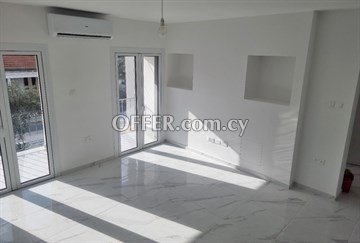 Fully Renovated 3 Bedroom Apartment  In Agios Dometios, Nicosia - With - 5