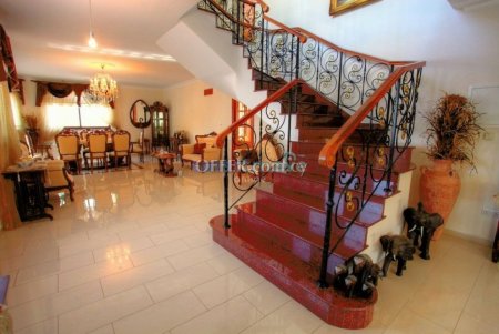 6 Bedroom Detached Villa For Sale Limassol - 8