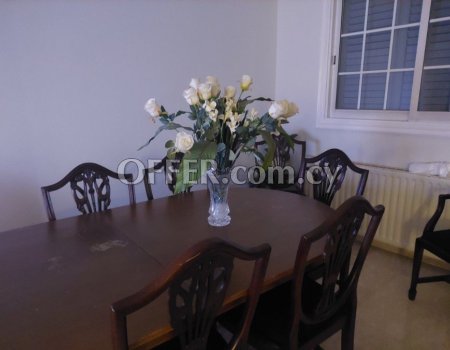 Vintafe Dining Table with 8 chairs - 1