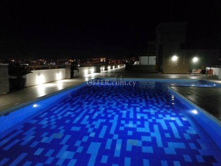 Apartment (Penthouse) in Molos Area, Limassol for Sale - 2