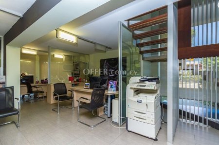 Commercial (Shop) in Neapoli, Limassol for Sale - 3