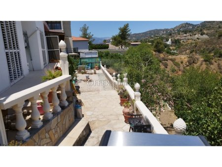 Large 5 bedroom detached house in Kalo Chorio Lemesou - 2