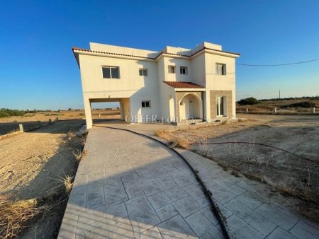 House (Detached) in Frenaros, Famagusta for Sale - 2