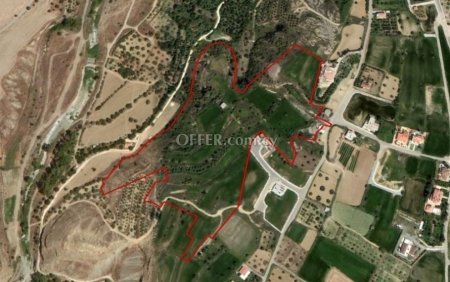 (Residential) in Pera Oreinis, Nicosia for Sale