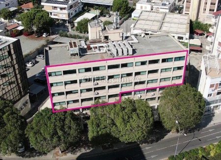 Commercial (Office) in Agioi Omologites, Nicosia for Sale - 1