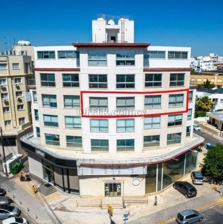 Commercial (Office) in Strovolos, Nicosia for Sale