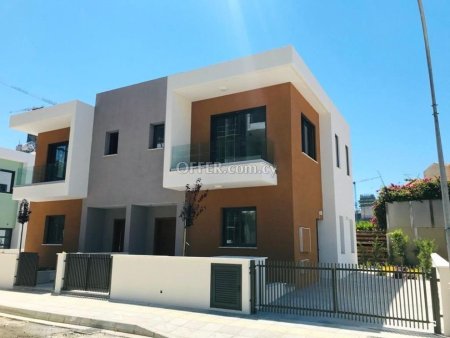 House (Semi detached) in Moutagiaka Tourist Area, Limassol for Sale