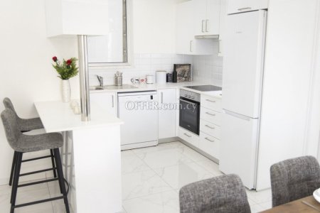 Apartment (Penthouse) in Larnaca Centre, Larnaca for Sale