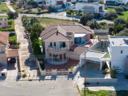 House (Detached) in Latsia, Nicosia for Sale