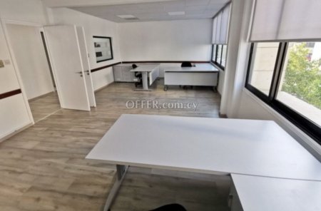 Commercial (Office) in Agioi Omologites, Nicosia for Sale - 11