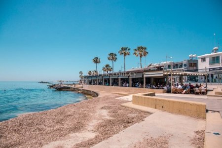 Commercial (Shop) in Kato Paphos, Paphos for Sale - 2