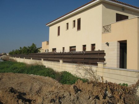 House in Latsia, Nicosia for Sale - 11
