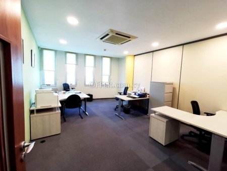 Commercial (Office) in Linopetra, Limassol for Sale - 11