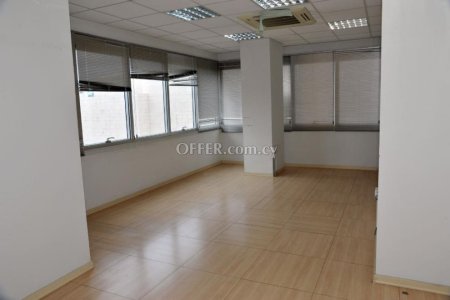 Commercial (Office) in Trypiotis, Nicosia for Sale - 4