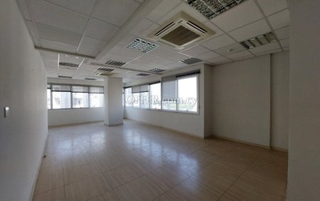 Commercial (Office) in Trypiotis, Nicosia for Sale - 5