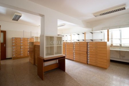 Commercial (Office) in Agioi Omologites, Nicosia for Sale - 9