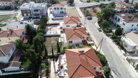 House (Detached) in Latsia, Nicosia for Sale - 3
