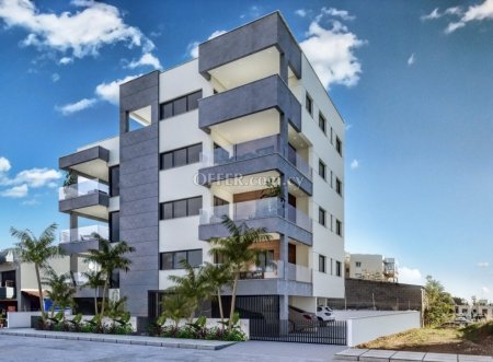 Apartment (Penthouse) in Tsiflikoudia, Limassol for Sale - 2