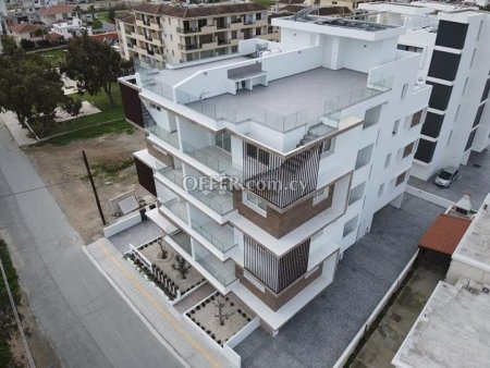 Apartment (Penthouse) in Larnaca Port, Larnaca for Sale - 9