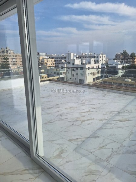 Apartment (Penthouse) in Larnaca Port, Larnaca for Sale - 10