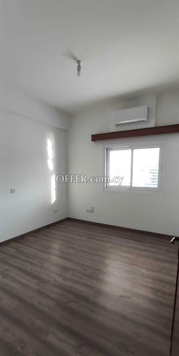 Renovated 4 Bedroom Apartment Fully Furnished  In Aglantzia, Nicosia - 5