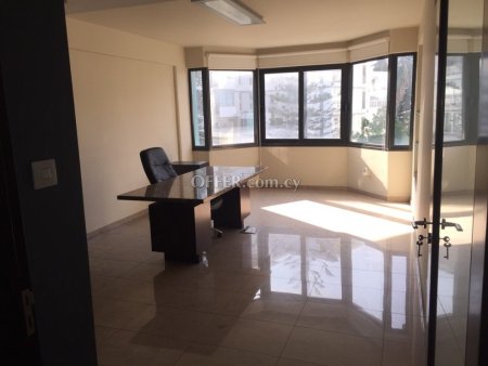 Commercial (Office) in Neapoli, Limassol for Sale - 5