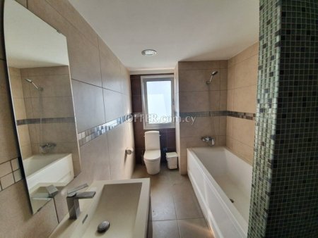Commercial (Office) in Strovolos, Nicosia for Sale - 9