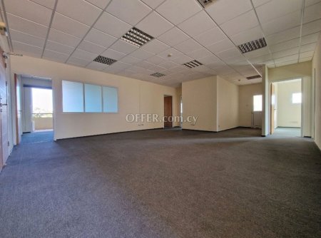 Commercial (Office) in Aglantzia, Nicosia for Sale - 9