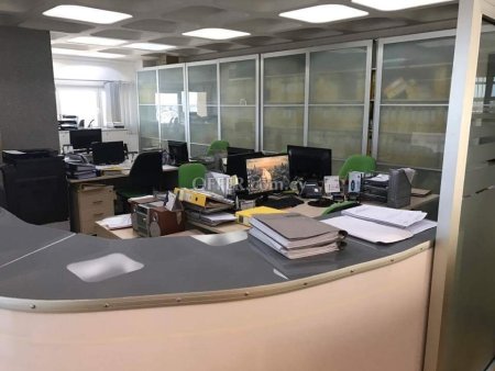 Commercial (Office) in Mesa Geitonia, Limassol for Sale - 8