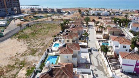 House (Detached) in Agia Thekla, Famagusta for Sale - 8