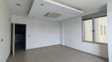 Commercial (Office) in Strovolos, Nicosia for Sale - 8