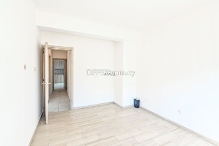 3 Bed Apartment for Sale in City Center, Larnaca - 8