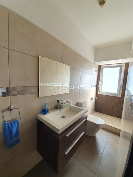 Commercial (Office) in Strovolos, Nicosia for Sale - 6