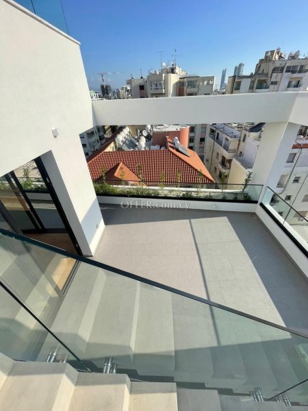 Apartment (Penthouse) in Agia Zoni, Limassol for Sale - 6
