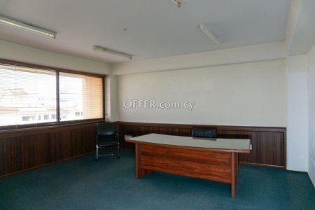 Commercial (Office) in Agioi Omologites, Nicosia for Sale - 4