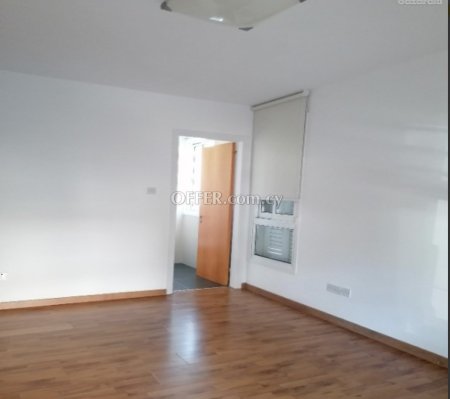 For Rent €800 Apartment 2 bedrooms Pallouriotissa Nicosia - 3