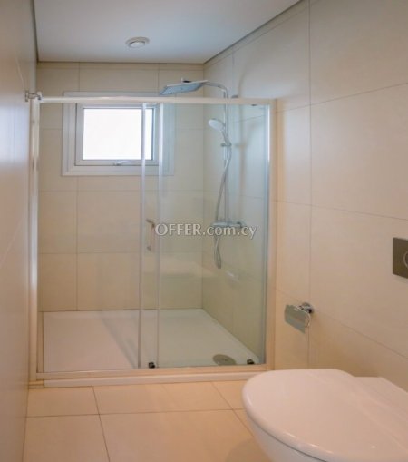For Sale €603,000 Apartment 2 bedrooms Retiré Germasogeia, Yermasogeia Limassol - 2