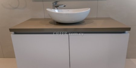For Sale €503,000 Apartment 2 bedrooms Germasogeia, Yermasogeia Limassol - 8