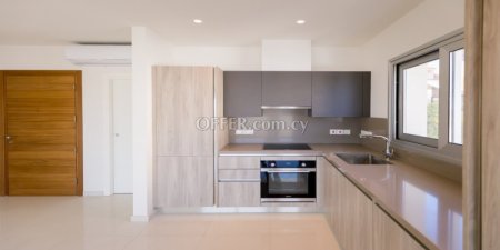 For Sale €503,000 Apartment 2 bedrooms Germasogeia, Yermasogeia Limassol - 2