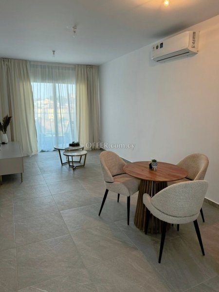 Brand New Modern 1 Bedroom Apartment in Universal - 2