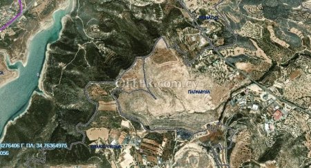 Field for sale in Paramytha, Limassol
