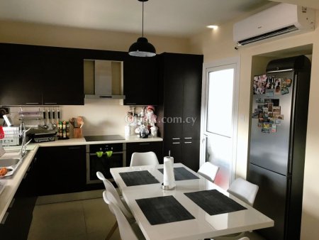 2 Bed Apartment for sale in Mesa Geitonia, Limassol - 7