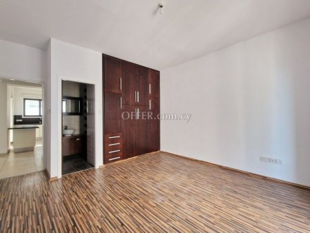 Three bedroom apartment in Agioi Omologites Nicosia - 8