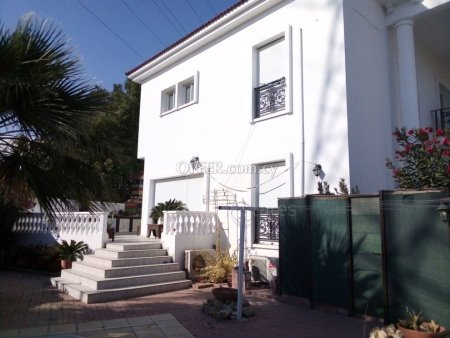 Four Bedroom House with a Private Swimming Pool in Aradippou Larnaca - 7