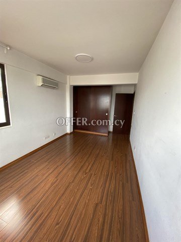 Duplex 3 Bedroom Penthouse  In Aglantzia, Nicosia - 4