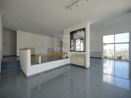 Detached Three Bedroom Ground Floor House with Swimming Pool for Sale in Lakatamia Nicosia - 6