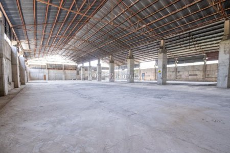 Leasehold Industrial Warehouse in Strovolos Nicosia - 4