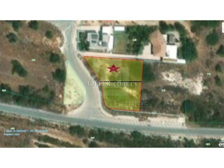 Residential plot in Ypsoupoli