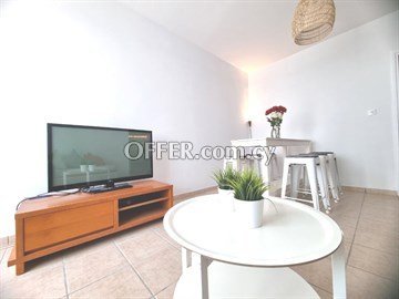 Airy, Bright And Modern 1 Bedroom Apartment  In A Quiet Area Of ​​BMH, - 1