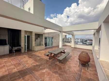 Three Bedroom Penthouse with an Attic and Large Verandas for Sale in Dasoupolis Strovolos